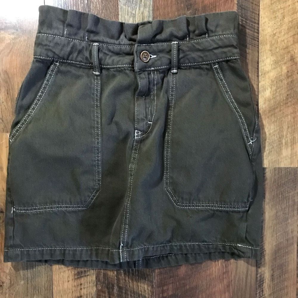 Free People SZ 6 green denim skirt pockets belt loops paper bag waist boho